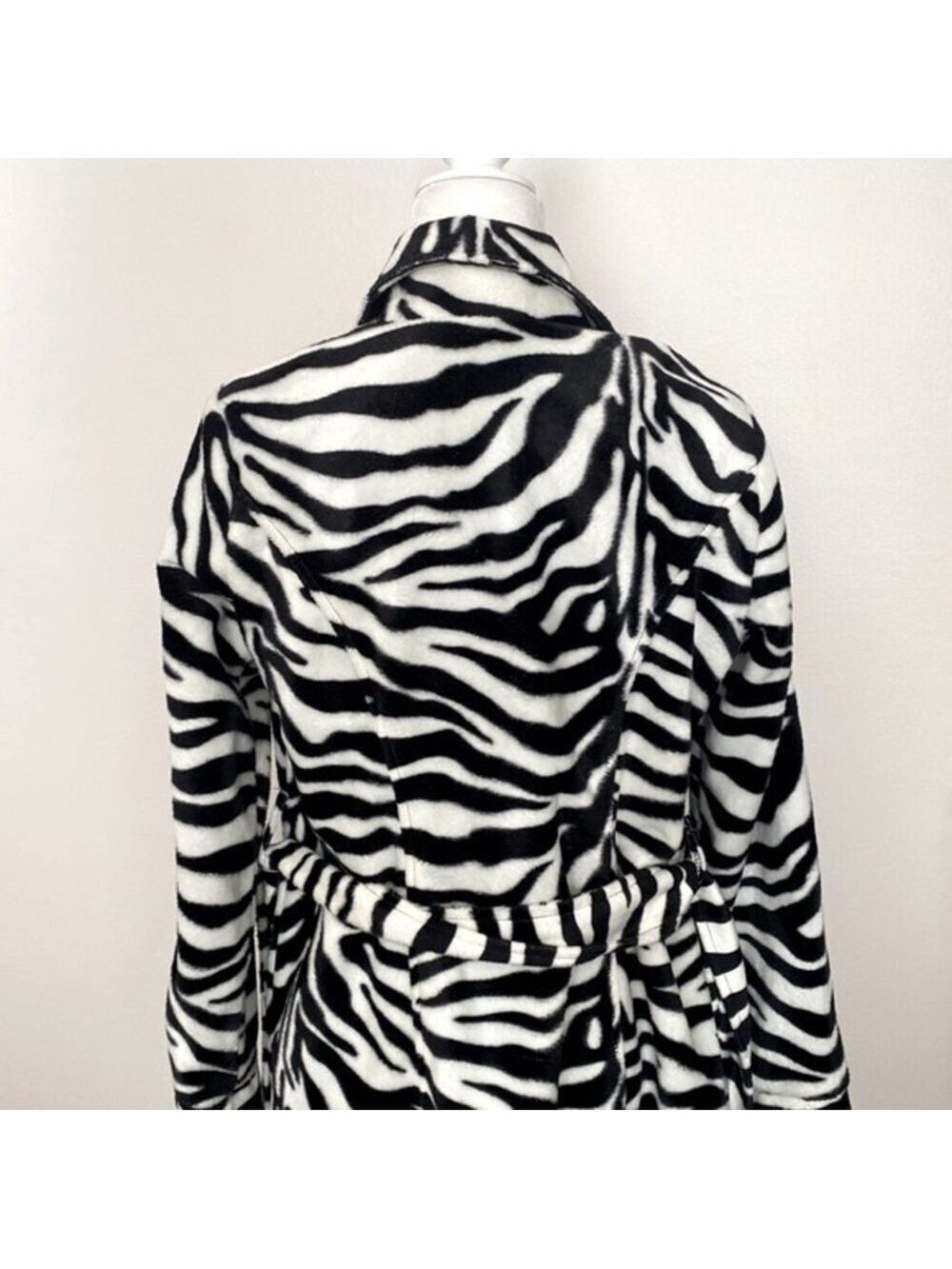 NWOT heart soul zebra lux faux fur zebra trench coat - Picture 6 of 15